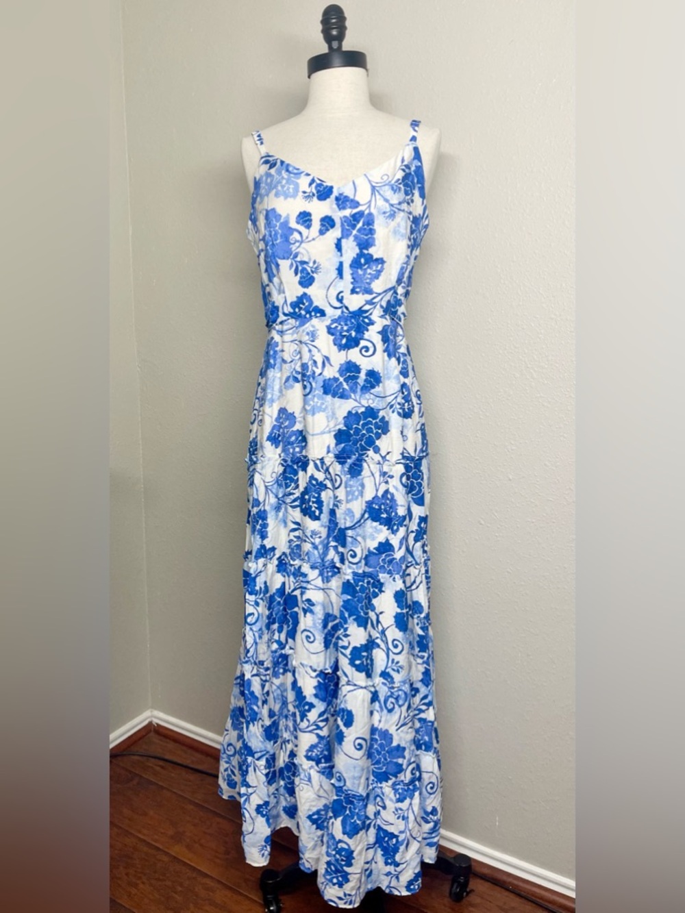 MSK Blue Floral Maxi Dress - Sleeveless Summer Style M